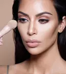 FOTO. Kim Kardashian se confruntă cu o erupție agresivă a pielii cauzată de psoriazis