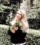 FOTO. Andreea Bălan a revenit pe scenă, la două luni după ce era să își piardă viața