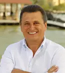 Nea Mărin a început filmările pentru „Poftiți pe la noi- Poftiți la joc”