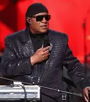 Stevie Wonder va fi supus unui transplant de rinichi. Artistul a făcut anunţul pe scenă: „Am un donator“