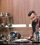 Luni, de la 20:00, pe Antena 1, moment In Memoriam Răzvan Ciobanu,  la „Chefi la cuțite”