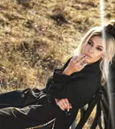 Pe lângă compozitor, textier și scenarist, Sore este regizorul videoclipului noii sale piese,  „Cum să mă las”