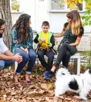 Un băiețel de 9 ani a trecut prin 17 operații ca să poată merge. Povestea lui miercuri, la „Visuri la cheie”