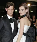 Actorii Lily James și Matt Smith s-au împăcat după ce au stat izolați împreună