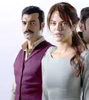 Triunghiul amoros din serialul „Mă numesc Züleyha” (Kanal D) depășește micile ecrane. Toate detaliile