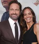 Gerard Butler, surprins în ipostaze tandre alături de partenera sa, Morgan Brown