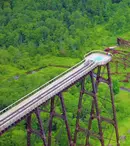 History transmite, în premieră, primul sezon al serialului-documentar „Construcții fantomă”