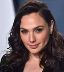 Gal Gadot va fi protagonista filmului „Cleopatra”, o producţie pregătită de Paramount