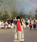 În seara de Ajun Iuliana Tudor adună cetele de colindători la TVR 1