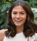 Demet Özdemir („Prizoniera destinului”) iubește din nou! Cine este noul ei partener