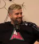 Speak s-a dezbrăcat de inhibiții și a vorbit despre filmele pentru adulți. Pe ce sumă s-ar săruta cu un bărbat