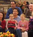 TVR 1 difuzează din 12 aprilie celebrul sitcom „Dragul de Raymond”