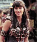 Din iulie, serialul „Xena: Prințesa războinică” revine pe micul ecran. Unde îl putem vedea