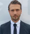 Aras Bulut Iynemli va face un rol de zile mari! Pe cine va interpreta protagonistul din “Legea familiei”