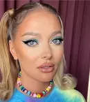 Delia, fotografie ieșită din comun pe internet. „E foarte mișto decolteul invers”. Ce i-au scris fanii