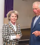 Au apărut primele imagini din noul sezon al serialului „The Crown”, cu Imelda Staunton în rolul reginei Elisabeta a II-a