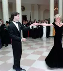 Dansul dintre Prințesa Diana și actorul John Travolta, un moment desprins dintr-o poveste
