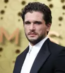 Kit Harington, interpretul lui Jon Snow, a luptat cu propriii demoni: dependența de alcool și depresia