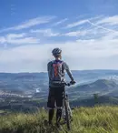 Ce tipuri de echipamente sunt necesare când practici ciclism?