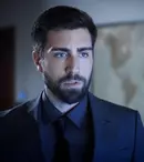 Cine este frumosul actor turc Caglar Ertugrul, Kerem Yiğiter din „Căsătorie cu bucluc”