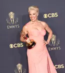 O recunoașteți? Hannah Waddingham, recent câștigătoare a unui Emmy, a fost unul dintre personajele cu sfârșit îngrozitor în „Urzeala tronurilor”