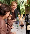 Filme la TV azi, 8 octombrie: „Mănâncă, roagă-te, iubește”, „Anonim”, „Diavolul se îmbracă de la Prada”