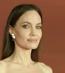 Angelina Jolie dă în judecată FBI-ul folosind anonimatul. Care este motivul