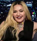 Madonna uimește din nou! A pozat aproape goală, la 63 de ani