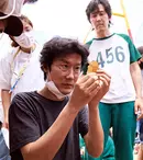 Regizorul Hwang Dong-hyuk nu se grăbește să facă sezonul al doilea din „Squid Game” / „Jocul calamarului”