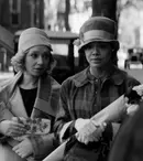 „Mirajul identității”/ „Passing”, aclamat de critici, vine la Netflix. Când are premiera filmul cu Tessa Thompson și Alexander Skarsgård