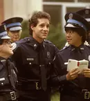 „Academia de Poliție” / „Police Academy”, maraton la Warner TV. Când sunt difuzate cele 7 filme