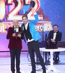 Dan Negru: „Încerc să fiu reperul neschimbat al nopții de Revelion”. Ce măști a invitat la Revelionul Starurilor 2022