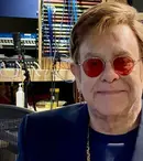 Decizia de ultimă oră luată de Elton John după ce a fost confirmat cu Covid-19. „Îmi pare foarte rău”