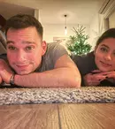 Vlad Gherman, despre relația sa cu Oana Moșneagu. „Da! Răspunsul la întrebarea voastră e «da»”. Imagini intime cu cei doi actori din „Adela”