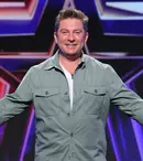 Pavel Bartoș, alături de soția lui și fiicele lor la premiera „ONE MAN aproape SHOW”. Cum s-au fotografiat