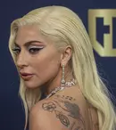 Top 10 ținute purtate de vedete la Premiile SAG 2022. Lady Gaga a riscat cu o rochie Armani
