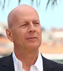 Cine l-ar fi obligat pe Bruce Willis să continue să lucreze după ce a fost diagnosticat cu afazie