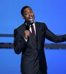 Cine este Chris Rock, comediantul pălmuit de Will Smith