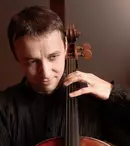 Violoncelistul Răzvan Suma cântă Saint-Saëns la Sala Radio