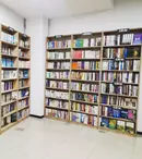 Top cărți în limba engleză pe care să le ai în bibliotecă