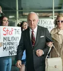 Julia Roberts și Sean Penn, de nerecunoscut în noul serial „Gaslit”