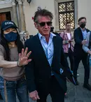 Cum îi ajută Sean Penn pe refugiații ucraineni din Polonia. Gestul impresionant al actorului