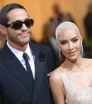 Kim Kardashian, desființată pentru că a ales o rochie a lui Marilyn Monroe la Met Gala. Cât valorează acum ținuta care a făcut valuri și la vremea ei