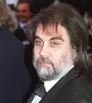 Vangelis, celebrul compozitor de muzică de film, a murit la 79 de ani. Muzicianul era internat într-un spital din Franța