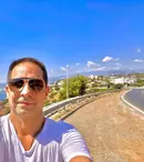 Dan Negru, fotografie de colecție din copilărie. Ce sfat le-a dat fanilor săi. „Tata nu mai e”