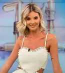 Ramona Olaru, mai provocatoare ca niciodată în costum de baie! Ce imagini de senzație a publicat de la mare