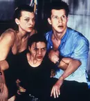 Filme la TV azi, 22 septembrie: „Resident Evil: Experiment fatal”, „Omul din întuneric”, „Idilă de noiembrie”