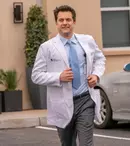 „Doctorul Moarte”, un serial true crime, cu o distribuție de excepție, în premieră exclusivă la AXN