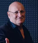 Bebe Cotimanis are un succes răsunător cu școala lui de actorie. „Aici e problema, la părinți. Aici a apărut o dificultate”