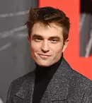 „Mickey 17”, viitorul film cu Robert Pattinson. Warner Bros. a publicat primele imagini. Când este premiera